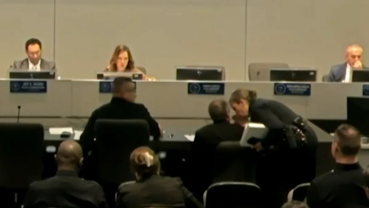 LAPD Pauses Meeting to Discuss Immigration Enforcement Data