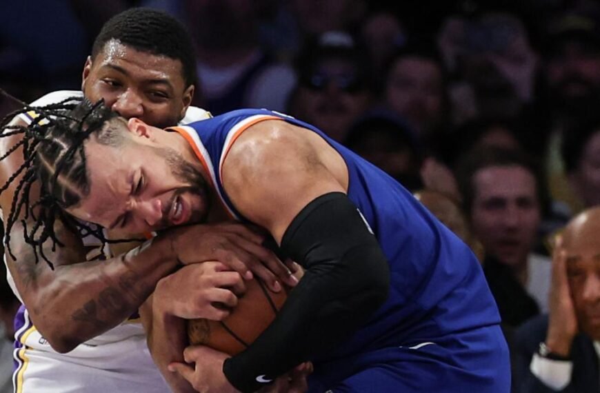 Lakers Show They Can Win Tough Defensive Battles Against the Knicks