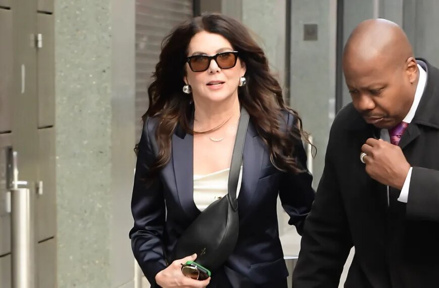 Lauren Graham's Stylish Anti-Jeans for Spring: A Comfortable Silky Option to Try