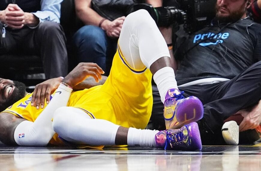 LeBron James' Record Night Comes to a Bittersweet Close