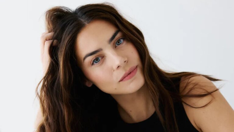 Lorenza Izzo Cast Alongside Taylor Schilling and Michiel Huisman in NBC's New Pilot 'What The Dead Know'