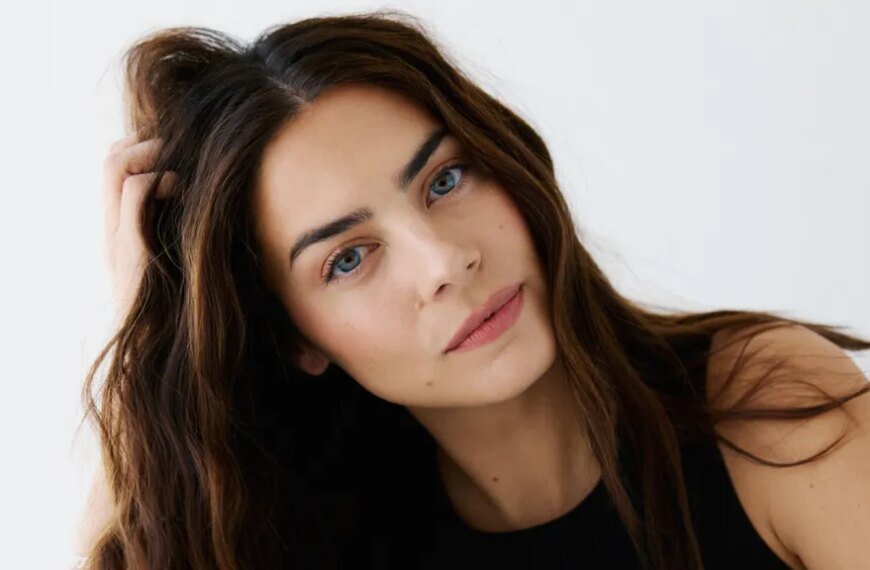 Lorenza Izzo Cast Alongside Taylor Schilling and Michiel Huisman in NBC's New Pilot 'What The Dead Know'