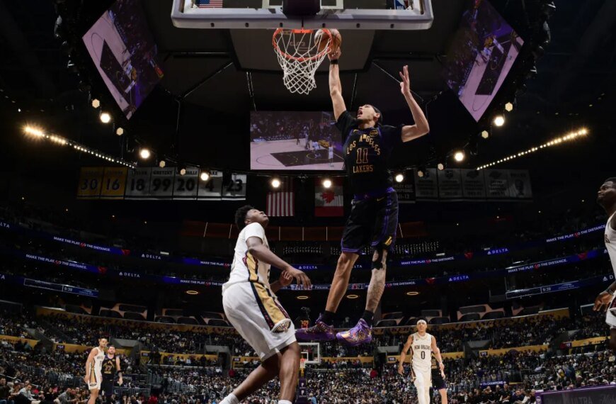 Luka Doncic Posts 27 Points as Lakers Come Back to Beat Pelicans 110-101