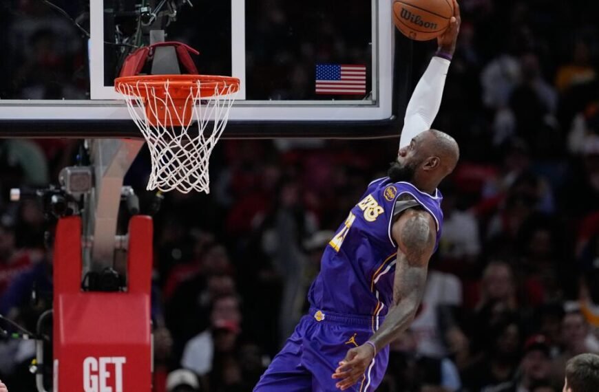 Luka Doncic Shines with 40 Points as LeBron James Adds 30 in Lakers' Victory Over Rockets