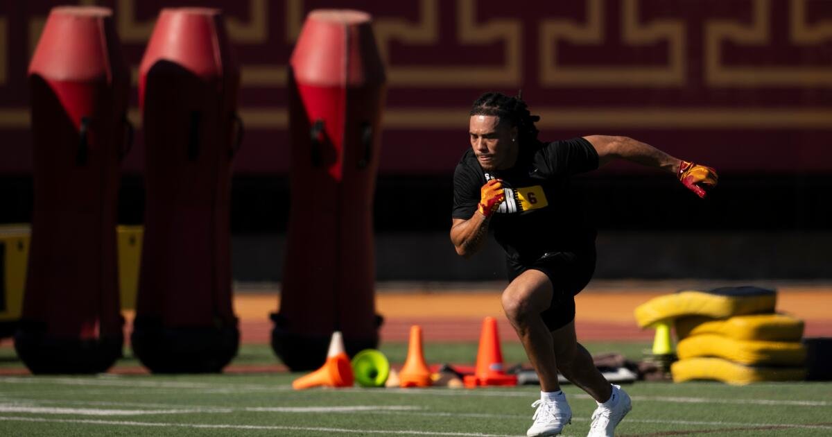 Makai Lemon's Strong Showing at the Combine Didn't Worry NFL Team Executives