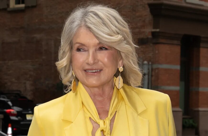 Martha Stewart Shows How a Bright Blazer Can Refresh Your Spring Look