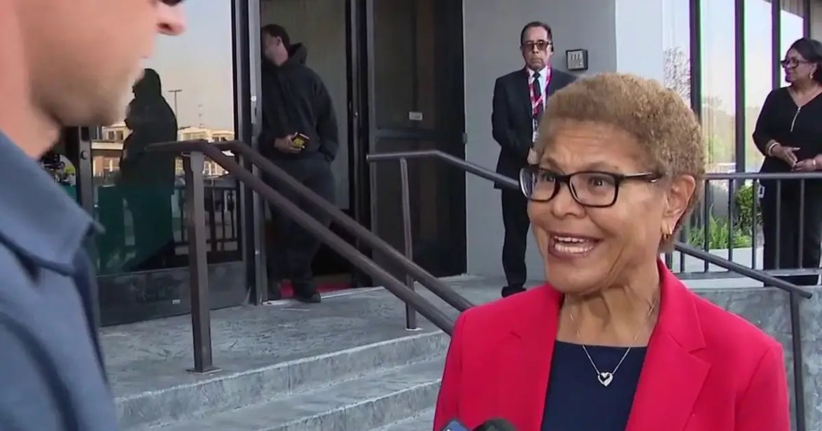 Mayor Karen Bass Opens New Mental Health Center in Chinatown to Address Homelessness