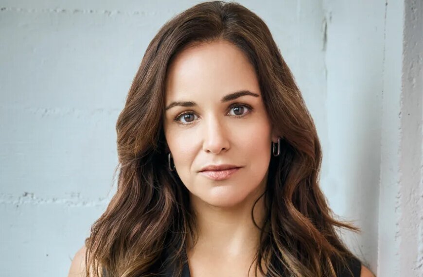 Melissa Fumero Joins Matthew Gray Gubler in CBS Series 'Einstein'