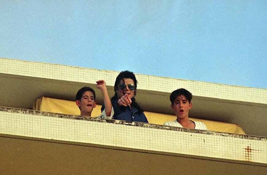 Michael Jackson Faces Allegations of Misconduct Involving Young Boy at Homes of Elton John and Elizabeth Taylor