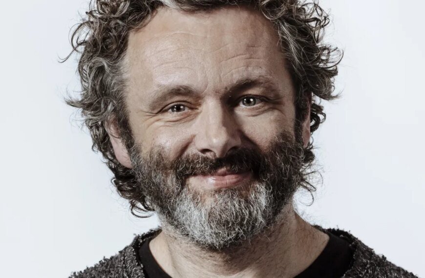 Michael Sheen Steps In for Richard Osman on 'House of Games'