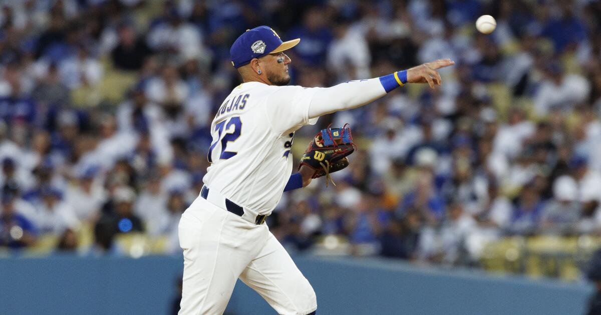 Miguel Rojas Enjoys a Heartfelt Last Opening Day as Dodgers Beat Arizona