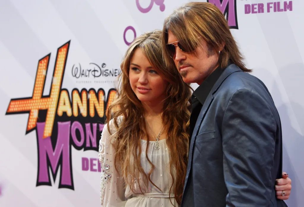 Miley Cyrus Shares How Dad Billy Ray Cyrus Made Her Feel Safe on the 'Hannah Montana' Set
