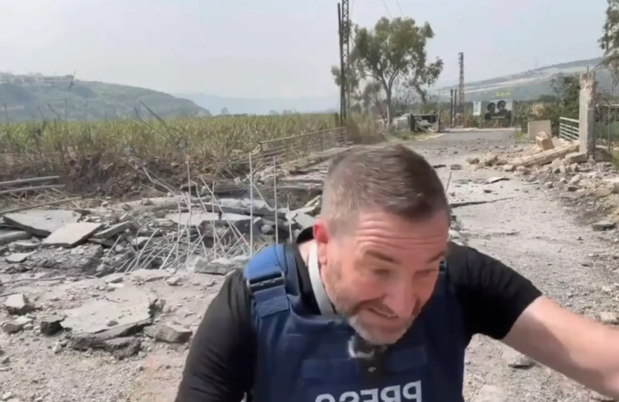 Missile Explosion Near TV Reporter During Live Broadcast from Lebanon
