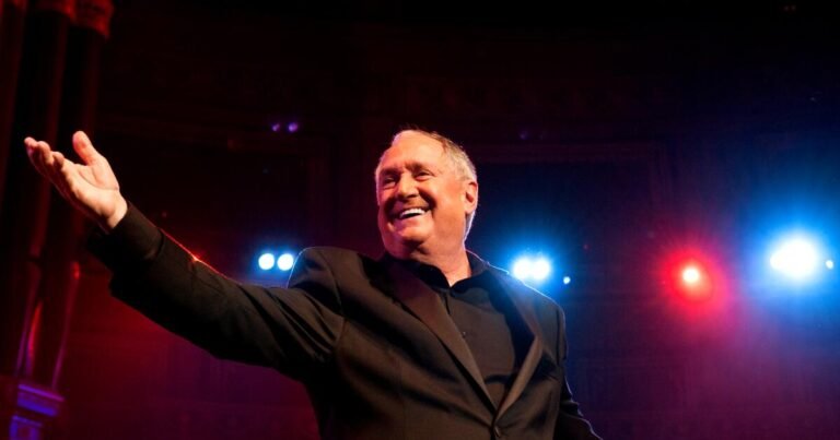 Neil Sedaka's Cause of Death Explained Following His Unexpected Passing