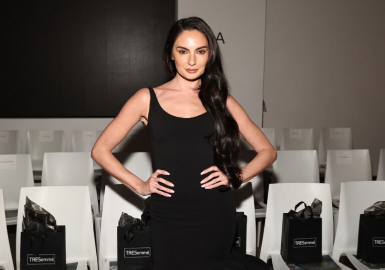 Paige DeSorbo Shares a Quick 5-Minute Hairstyle That Looks Chic and Elegant