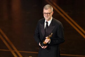 Paul Thomas Anderson Shares Thoughts on the Racial Politics of ‘One Battle After Another’ – Insights from the Oscars Backstage