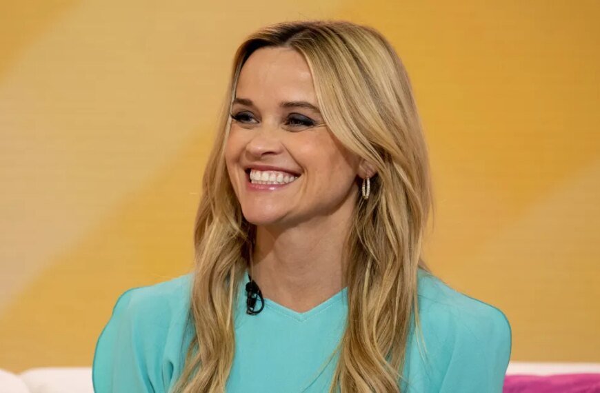 Reese Witherspoon's Chic Puff-Sleeve Blouse: A Stylish Way to Flatter Your Arms