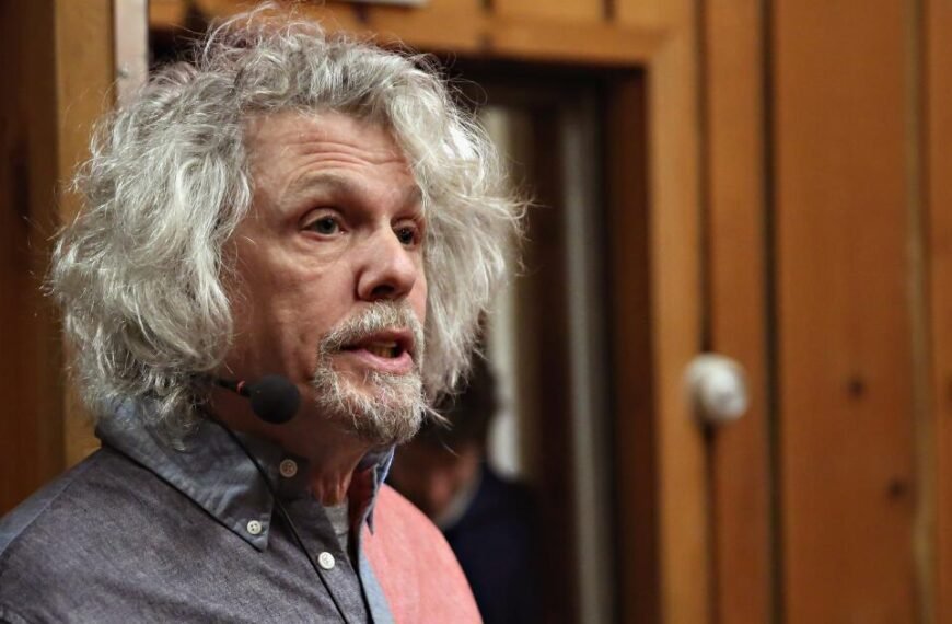 Remembering Bob Power: Celebrated Recording Engineer for The Roots and A Tribe Called Quest Passes Away at 73