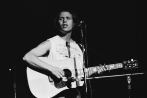 Remembering Country Joe McDonald of Country Joe and the Fish, Who Passed Away at 84