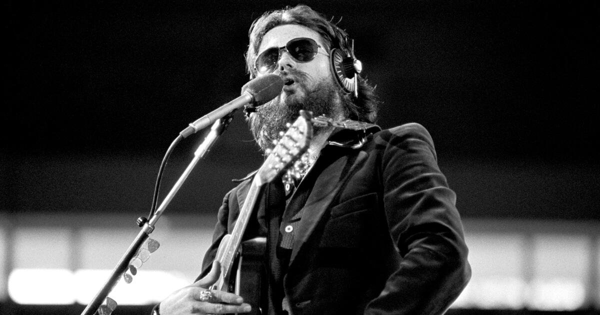 Remembering Dash Crofts: The ‘Summer Breeze’ Singer from Seals & Crofts Passes Away at 87