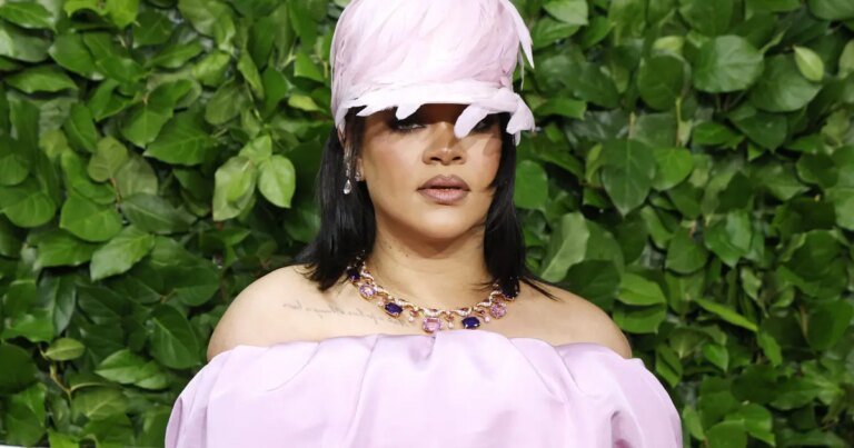 Rihanna's Beverly Hills Home Targeted in Shooting While She Was Inside, Says TMZ