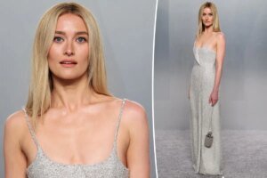 Sarah Pidgeon Honors Carolyn Bessette Kennedy at the 2026 Vanity Fair Oscars Party Red Carpet