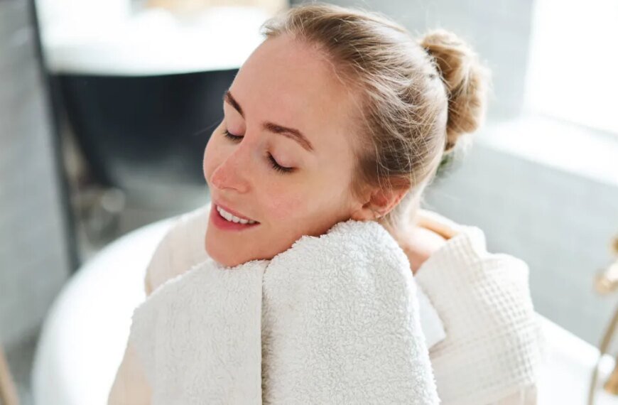 Say Goodbye to Dry, Bumpy Skin: Why Women in Their 40s Love This $15 Milky Toner