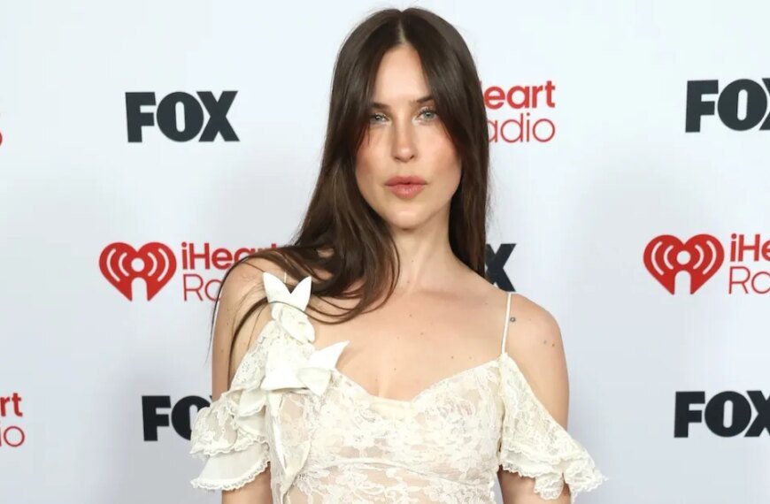 Scout Willis and Other Celebrities Dazzle in Bold Naked Dresses at the 2026 iHeartRadio Music Awards