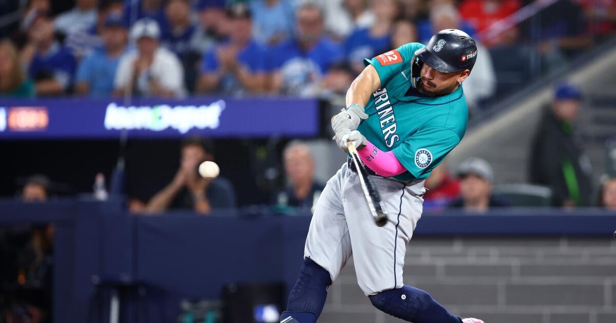 Seattle Mariners Aim for Their First World Series Title: A Look at the AL West Season Ahead