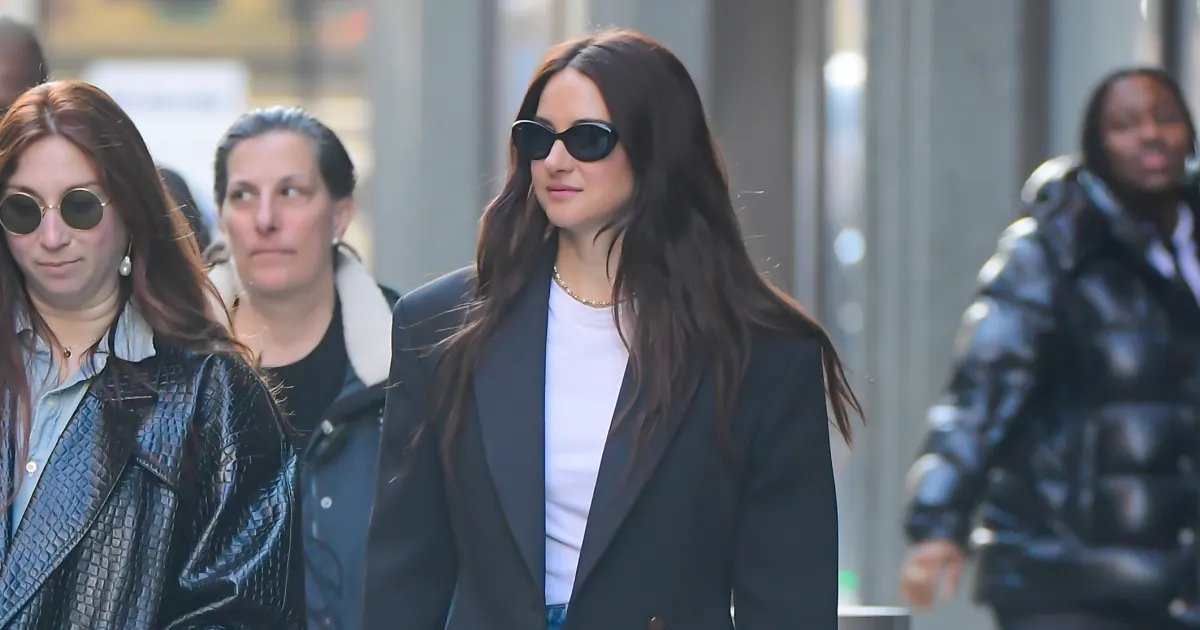 Shailene Woodley Brings Back a Retro Denim Style That Looks Great on Everyone