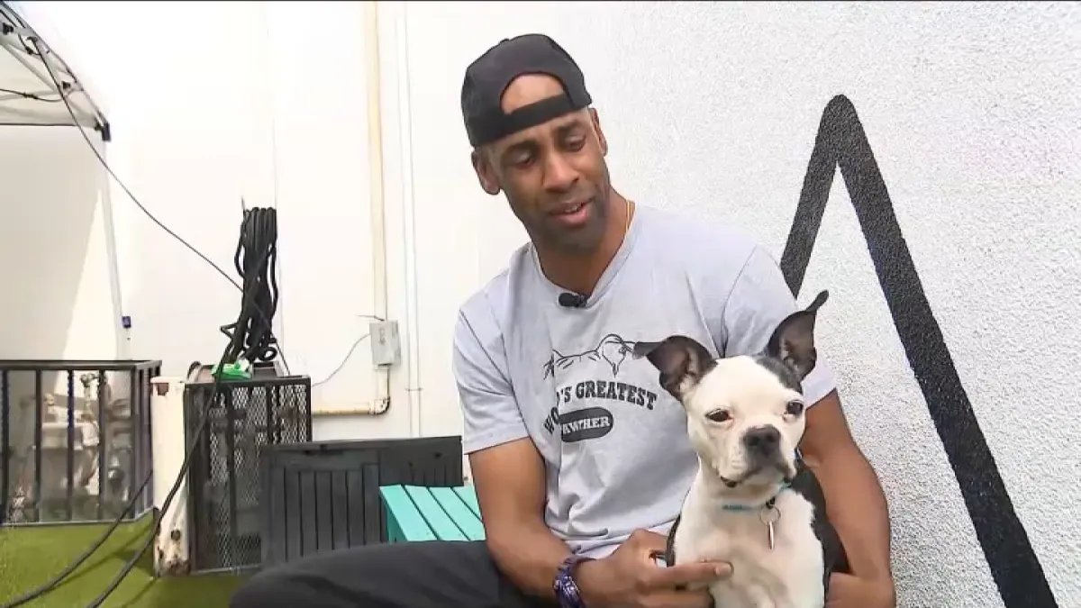 Stolen Dog Joyfully Reunited with Owner After Nearly 4 Years