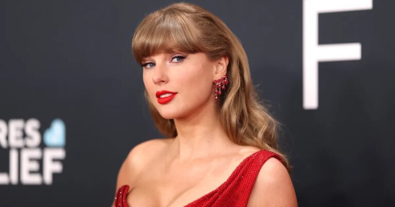 Taylor Swift's Kendra Scott Necklace is Now Available at a Great Price on Amazon