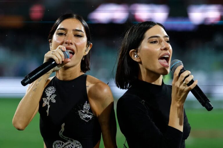 The Veronicas Take on Sombr's '12 to 12' for Triple J's 'Like A Version'