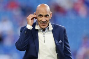 Tony Dungy Steps Away from NBC After 17 Years on NFL Pregame Show: A Heartfelt Goodbye
