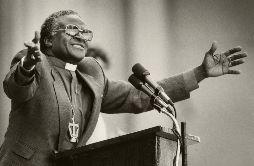 Tutu: A Thoughtful Look at a Charismatic Leader Guided by Strong Values - CPH:DOX