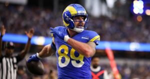 Tyler Higbee Signs Two-Year Contract with the Rams