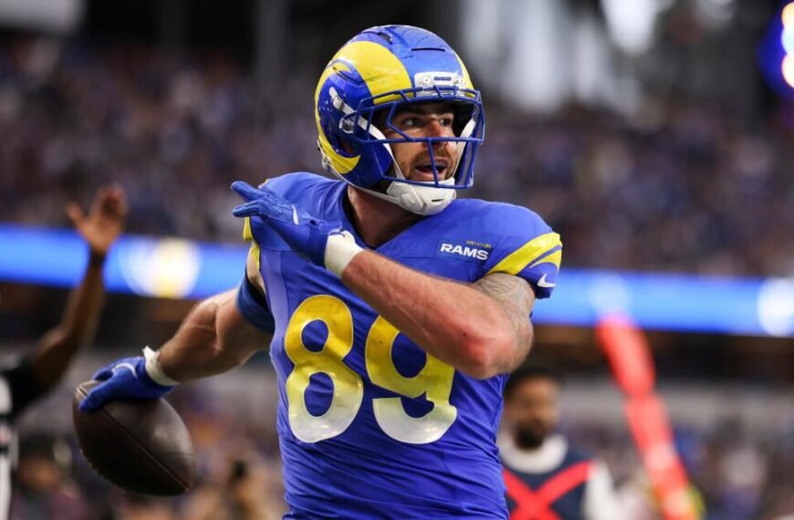 Tyler Higbee Signs Two-Year Contract with the Rams