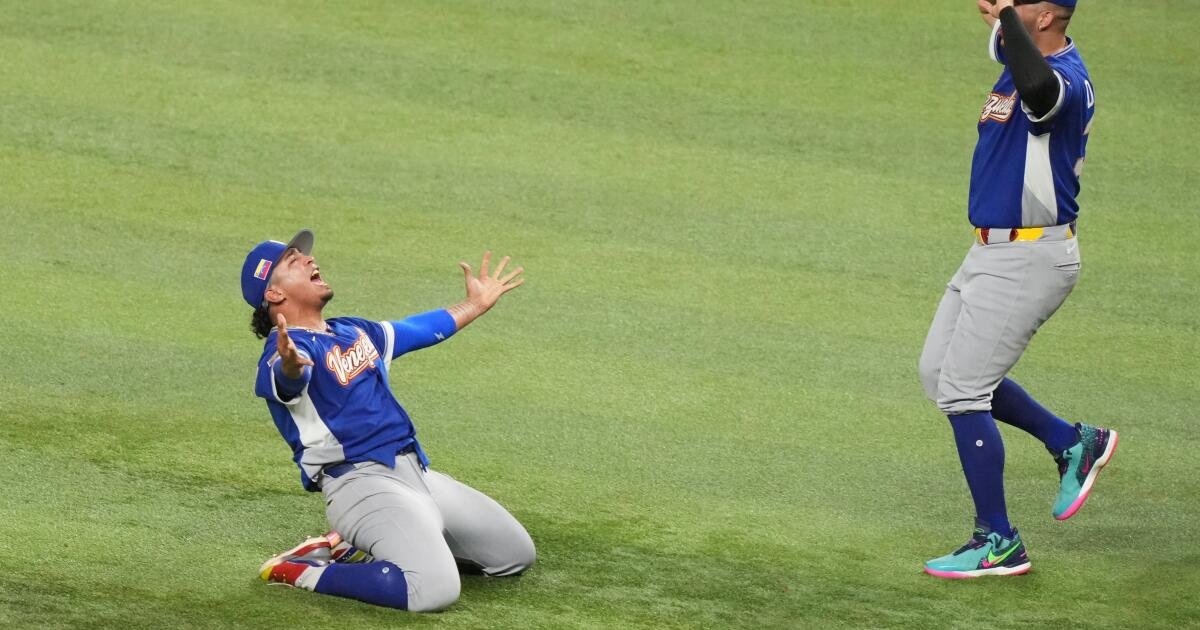 Venezuela Tops the U.S. in a Thrilling Ninth-Inning Finish at the World Baseball Classic Final