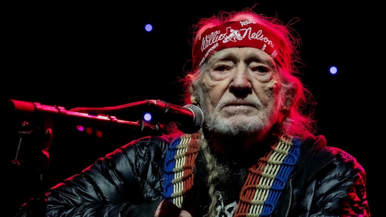 Willie Nelson Shares Exciting Dates for the 2026 Outlaw Music Festival Tour