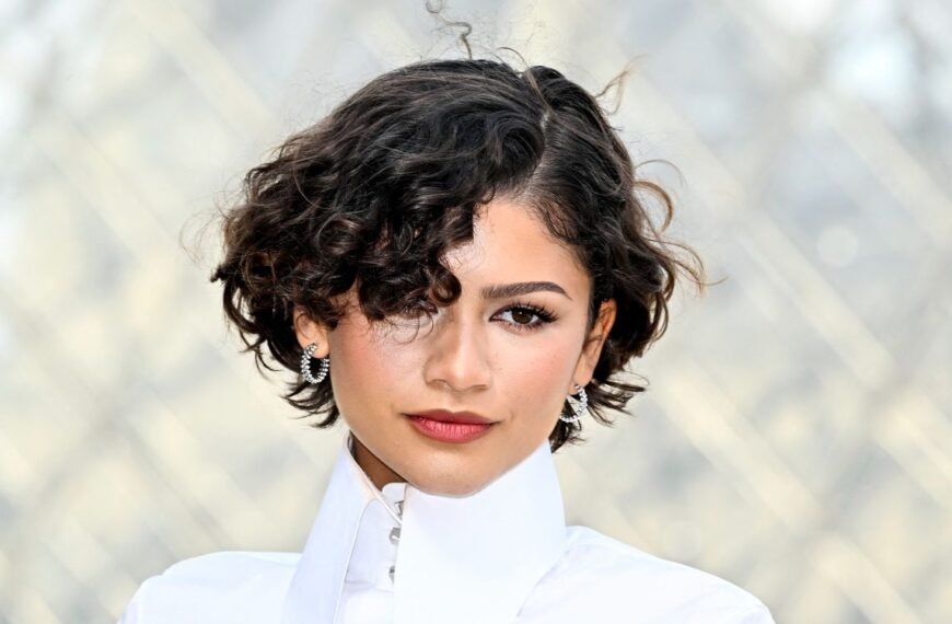 Zendaya Dazzles in a Y2K-Inspired Bridal Dress at Paris Fashion Week