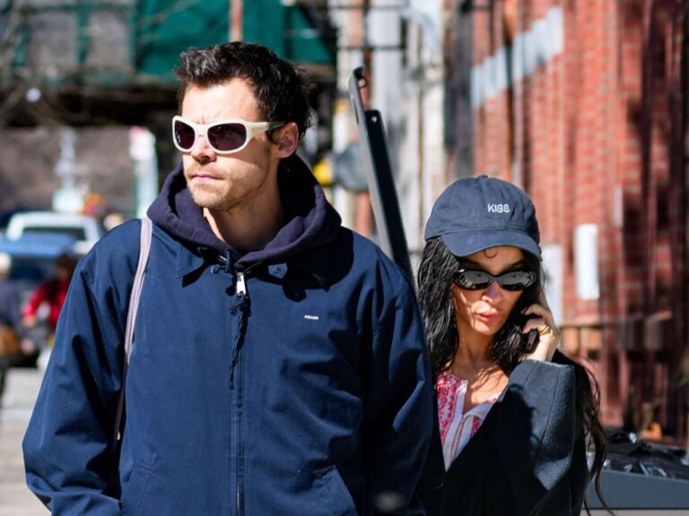 Zoë Kravitz's Must-Have Flats for the Cool-Girl Style—and Why I’m Eyeing Harry Styles’s Sneakers