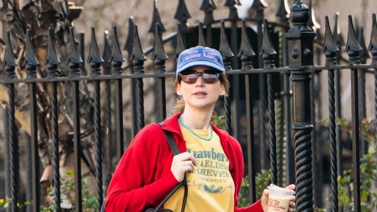 Jennifer Lawrence Steps Out in This Summer's Trendiest Sneakers