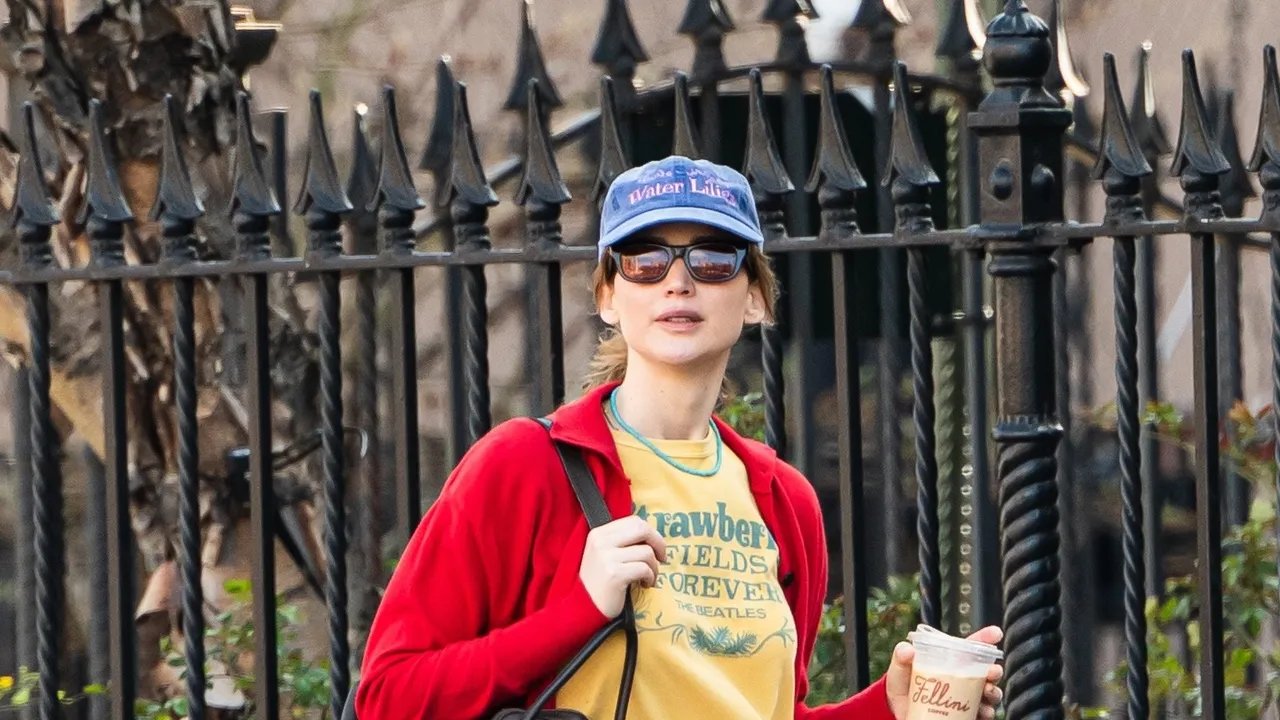 Jennifer Lawrence Steps Out in This Summer's Trendiest Sneakers