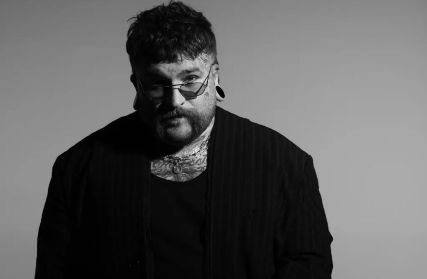 Teddy Swims Shares His Thoughts on Being Seen as 'Mr. Know It All' – Watch Now