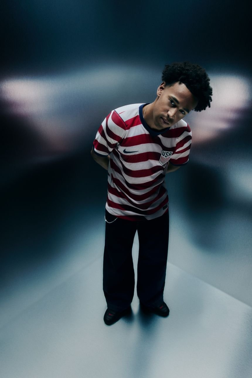 The Nike kit plays on stars and stripes, with these lines designed to appear in motion.