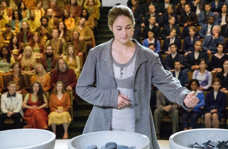 Divergent Author Shares Exciting News About Two New Books in a Unique Universe