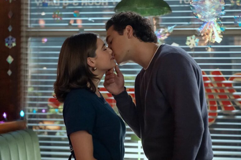 Official Trailer Released for Amazon's Cozy College Romance Series, 'Off Campus'