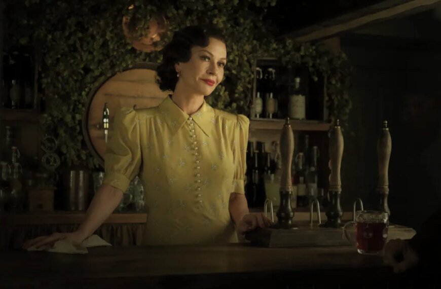 Catherine Zeta-Jones Teams Up with Anthony Hopkins for 'A Visit to Grandpa's'