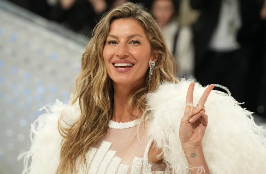 Achieve Gisele Bündchen's Gorgeous, Glossy Hair with This Shine Spray from Amazon