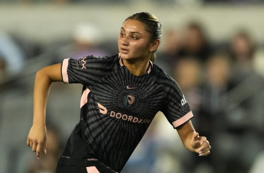 Angel City Concedes Late Goals to Orlando in Its First Loss